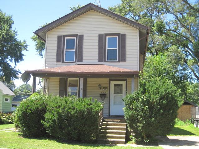 132 N Mason Ave., Amboy, IL 61310