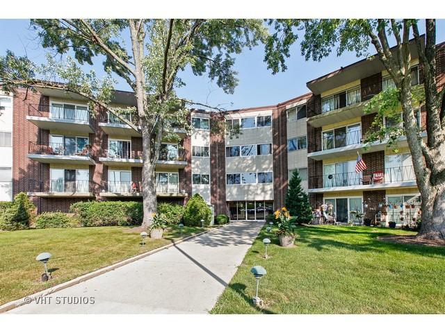 5540 Walnut Ave. #26C, Downers Grove, IL 60515