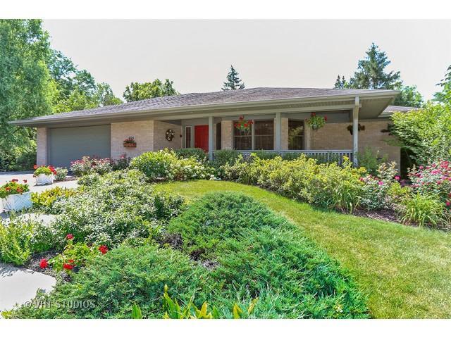 904 Grand Blvd., Wauconda, IL 60084