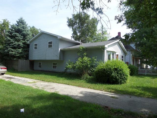 3017 Gideon Ave., Zion, IL 60099