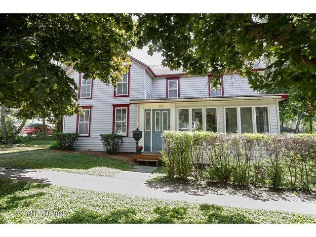 23 Brink St., Crystal Lake, IL 60014