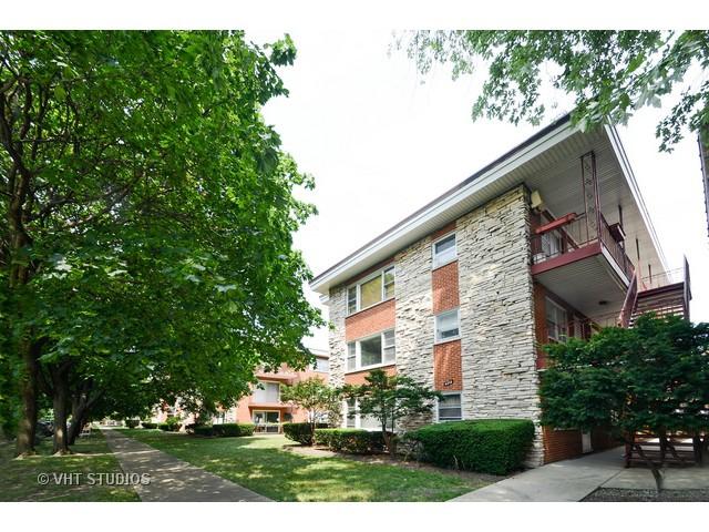 4215 N Keystone Ave. #2C, Chicago, IL 60641