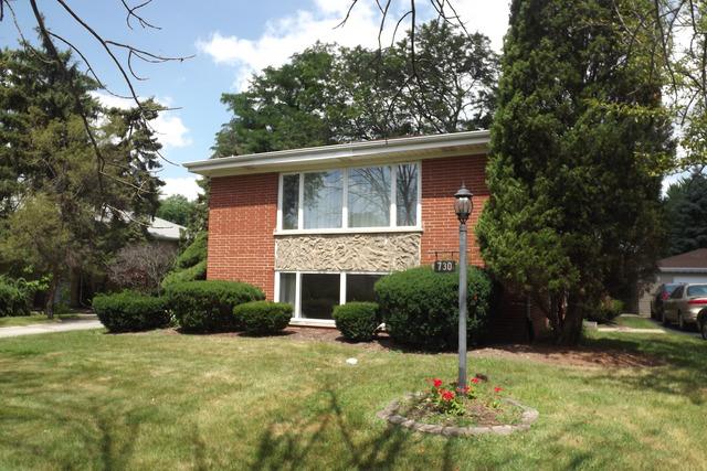 16W730 56th Pl., Clarendon Hills, IL 60514