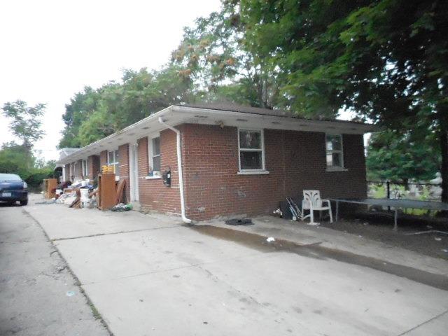 1035 Fenton St., Aurora, IL 60505