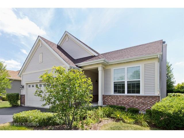 2137 Highbury Ln., Aurora, IL 60502