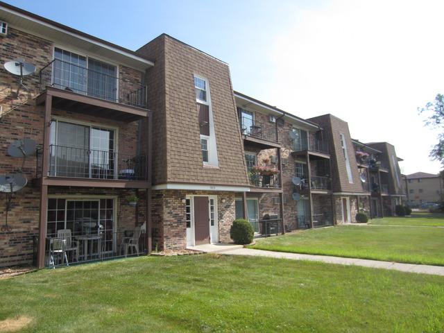 9819 Nottingham Ave. #305, Chicago Ridge, IL 60415