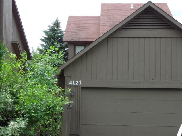 4121 White Ash Rd., Crystal Lake, IL 60014