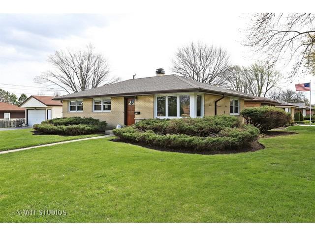 1101 S Haddow Ave., Arlington Heights, IL 60005