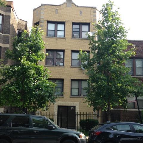 2948 W Nelson St., Chicago, IL 60618