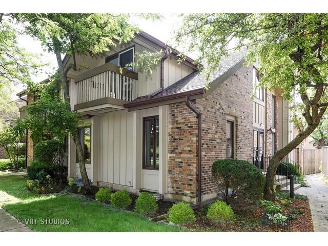 12 Kent Ct., Willowbrook, IL 60527