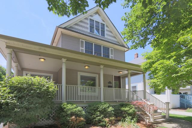 54 N Ashland Ave., La Grange, IL 60525
