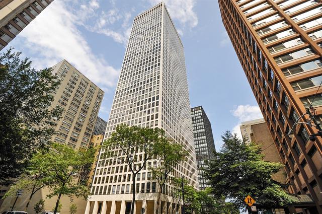 260 E Chestnut St. #1214, Chicago, IL 60611