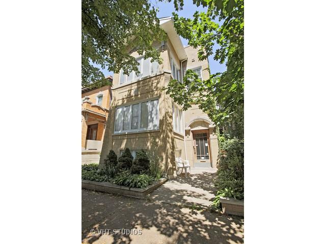 2254 W Walton St., Chicago, IL 60622