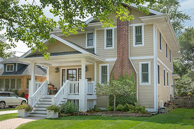 264 Sunset Ave., Glen Ellyn, IL 60137
