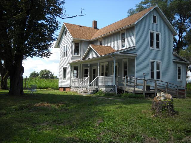 7369 E 2700 North Rd., Manville, IL 61319