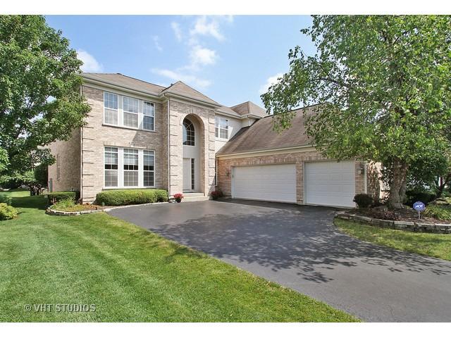 2527 Melanie Ln., Northbrook, IL 60062