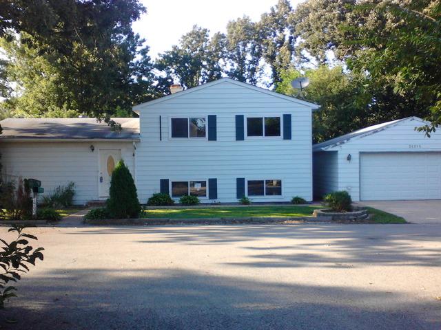 26235 N Acorn Ln., Mundelein, IL 60060