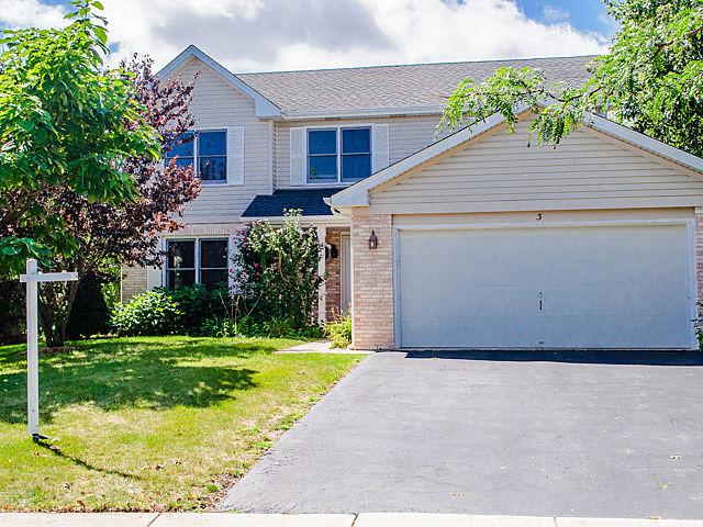 3 Boulder Ridge Ct., Bolingbrook, IL 60490