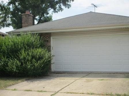1036 Fulton Dr., Streamwood, IL 60107