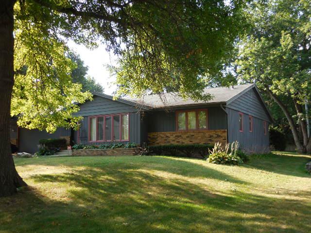 3827 Abbotsford Rd., Rockford, IL 61107