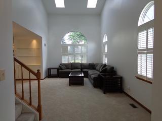 400 Bentley Pl., Buffalo Grove, IL 60089