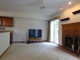 400 Bentley Pl., Buffalo Grove, IL 60089
