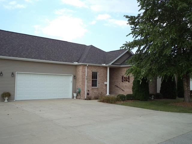 602 N Deerfield Rd. #2, Pontiac, IL 61764