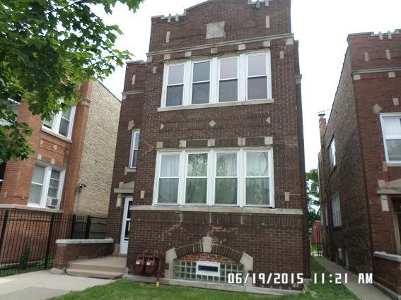 6329 S Richmond St., Chicago, IL 60629