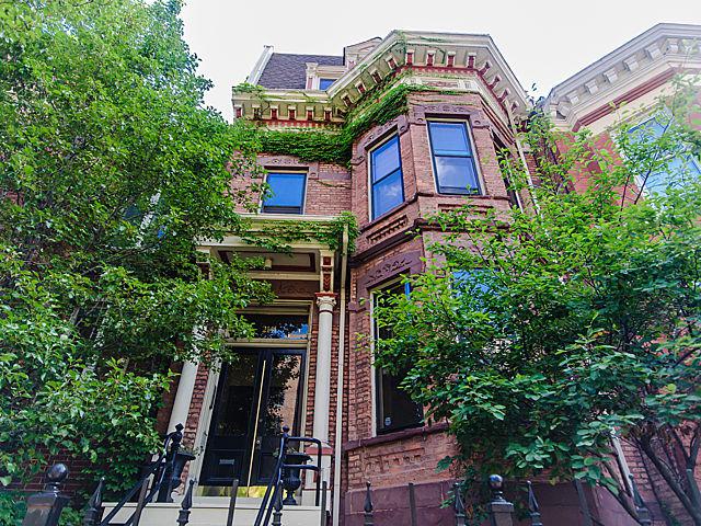 2141 N Clark St. #3, Chicago, IL 60614