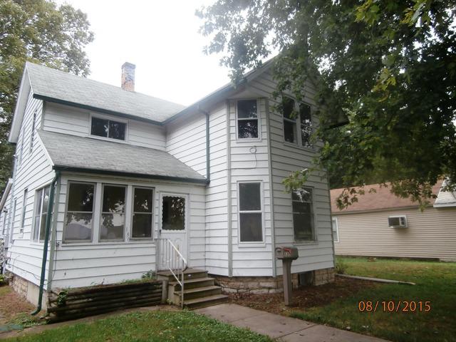 130 W Indiana St., Momence, IL 60954