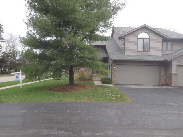 454 Berkshire Dr., Crystal Lake, IL 60014