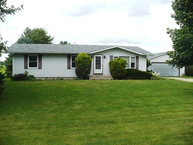 401 Erickson Gate, Lee, IL 60530
