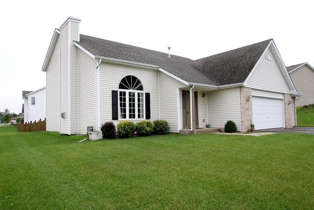 12441 Woodcrest Ln., Roscoe, IL 61073
