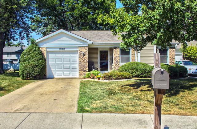 888 Colony Lake Dr., Schaumburg, IL 60194