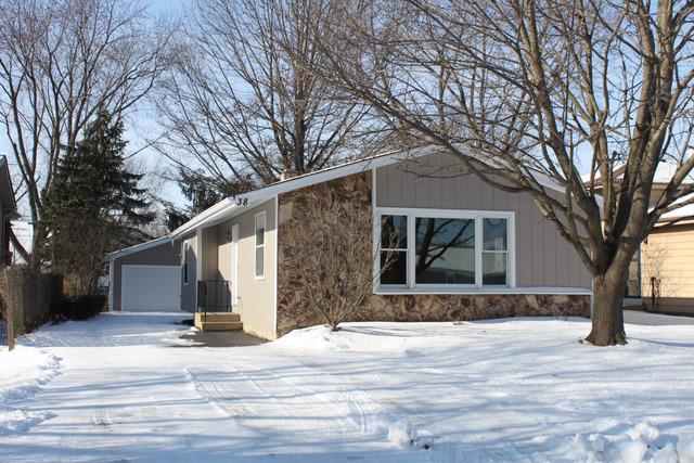 38 Holly Dr., Crystal Lake, IL 60014
