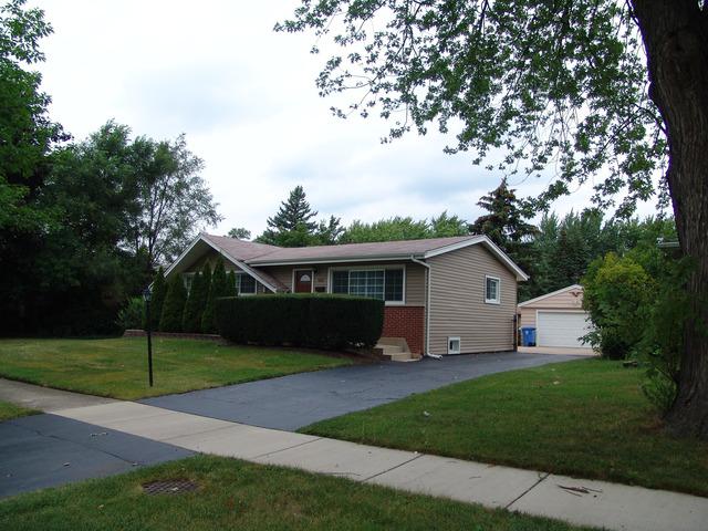 602 E Dogwood Ln., Mount Prospect, IL 60056