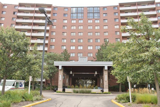 21 Kristin Dr. #330, Schaumburg, IL 60195