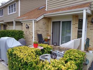 1925 Wisteria Ct. #2, Naperville, IL 60565