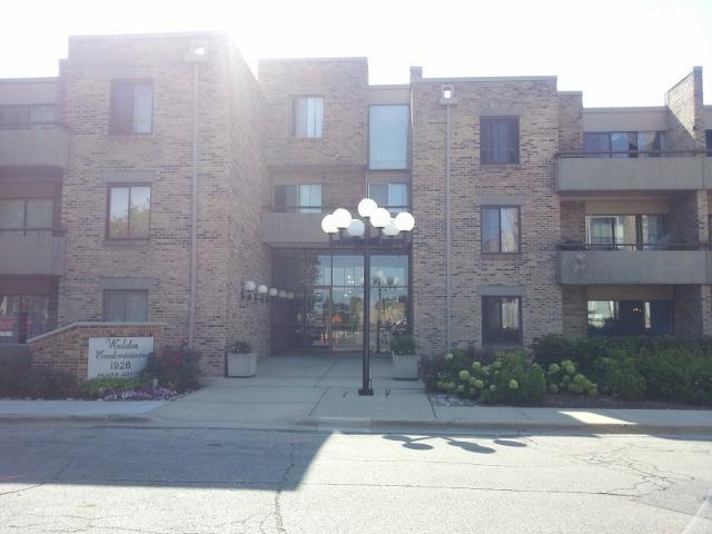 1926 Prairie Square Ln. #302, Schaumburg, IL 60173