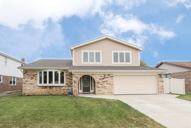 87 Marina Dr., Des Plaines, IL 60016