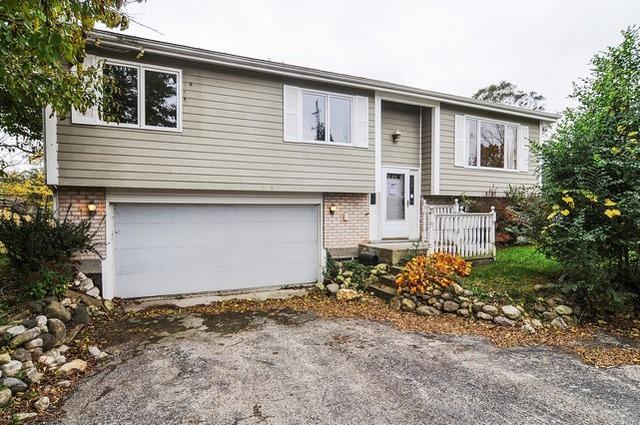 616 E Bonner Rd., Wauconda, IL 60084