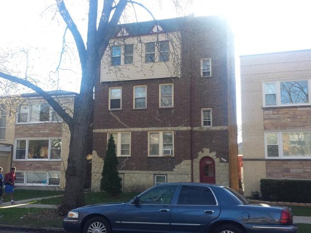 6236 N Richmond St., Chicago, IL 60659