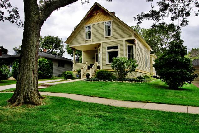 5328 Lane Pl., Downers Grove, IL 60515