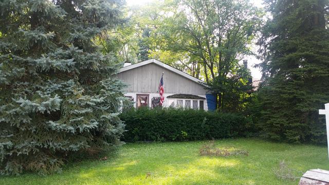 1041 Carol St., Downers Grove, IL 60516