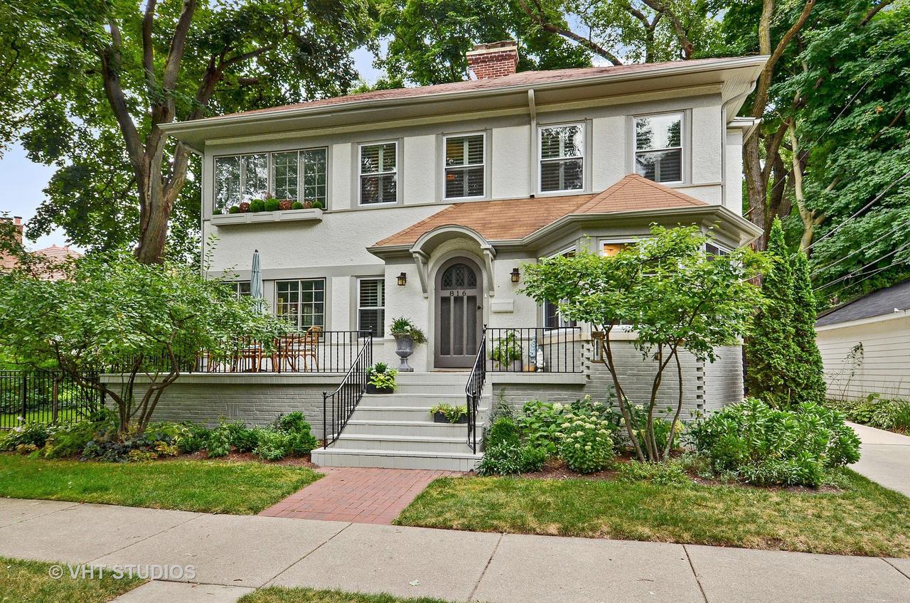 816 4th St., Wilmette, IL 60091
