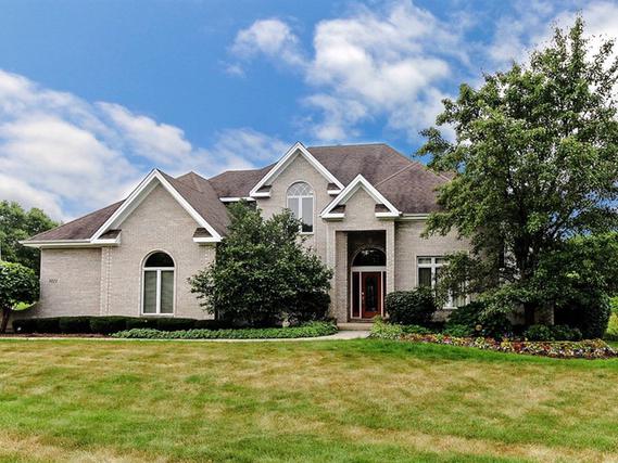 3021 Fawn Tr., Crystal Lake, IL 60012