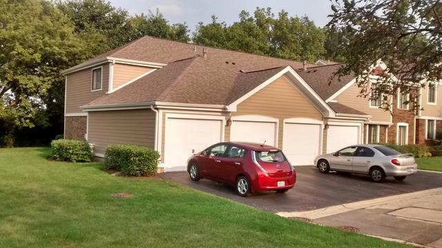375 Sandalwood Ln. #A1, Schaumburg, IL 60193