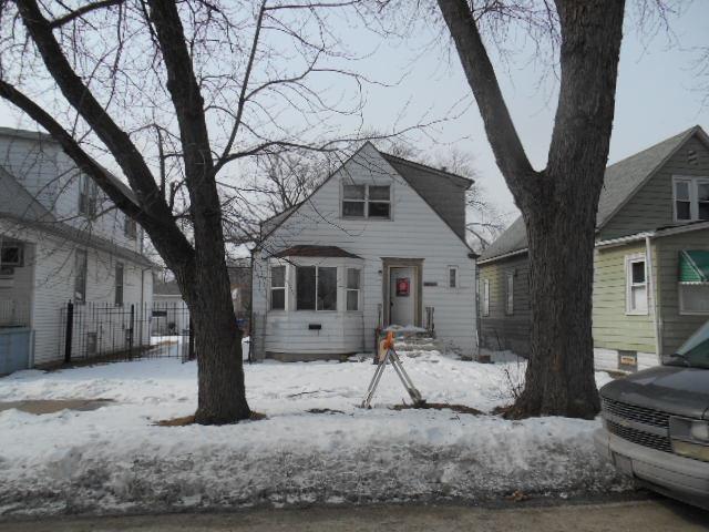12238 S Peoria St., Chicago, IL 60643