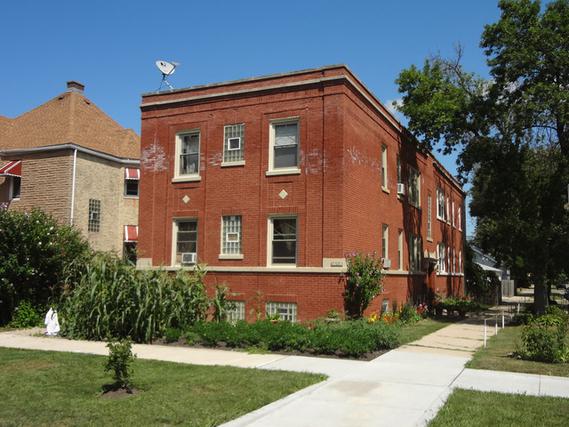 2501 N Newland Ave., Chicago, IL 60707
