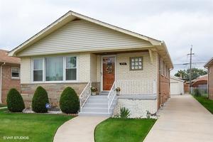 8545 S Kenton Ave., Chicago, IL 60652